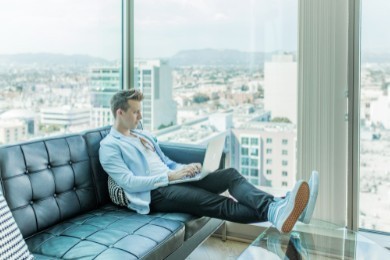 Schlusssatz Bewerbung: 30 knackige Beispiele & Tipps 2025