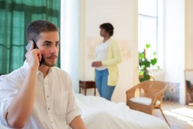 Telefoninterview: Vorbereitung, Fragen & Tipps 2024